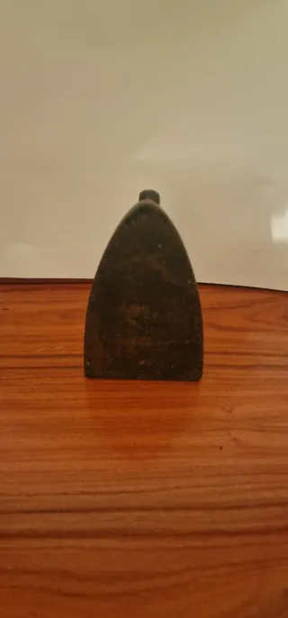 Plancha antigua de hierro