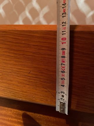 Cajonera de madera marrón