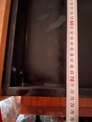 Cajonera de madera marrón