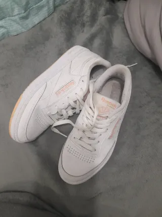 Zapatillas Reebok Blancas y Rosas