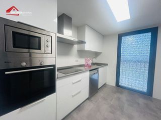 Piso en venta en Poniente-Norte - Miralbaida - Parque Azahara en Córdoba