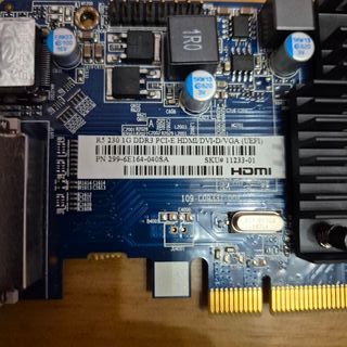 Scheda Video AMD Sapphire R5 230 PCI-e