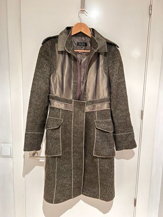 Abrigo tres cuartos verde musgo