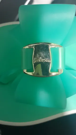 Sandalias verdes con lazo talla 38