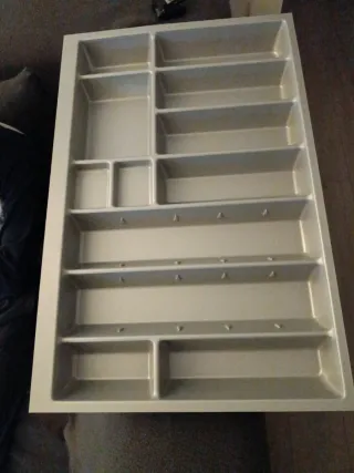 Organizador de cubiertos plástico gris