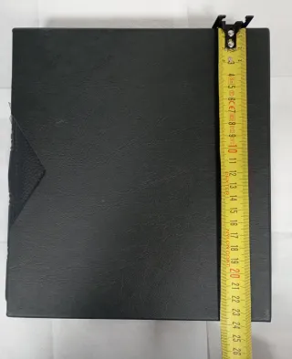 Album PARDO con cajetín + 3 Hojas .