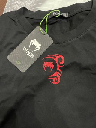 Camiseta Venum x Mike Tyson Tiger Negra