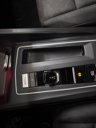 VOLKSWAGEN Golf Life 2.0 TDI 110kW 150CV DSG