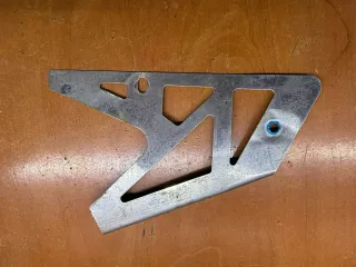 Cubrecadena Minimoto