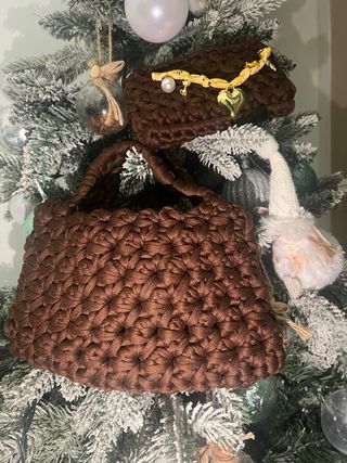 Borsa uncinetto con borsello marrone