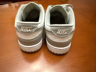 Nike Dunk Low Gris y Blanco