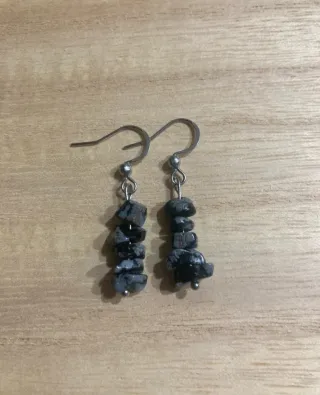 Orecchini chip pietra ossidiana fiocco di neve