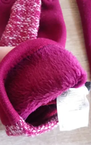 Guantes de lana con hebilla