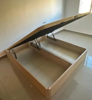 Canapés, colchones, somieres, cabezales,