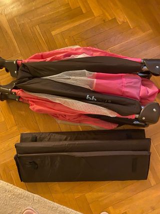 Cuna de viaje rosa