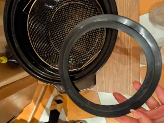 Freidora de aire negra marca: FREI MAGIC