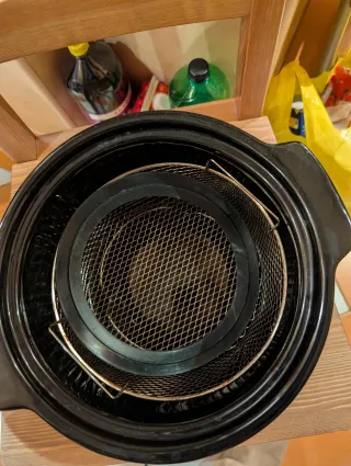 Freidora de aire negra marca: FREI MAGIC