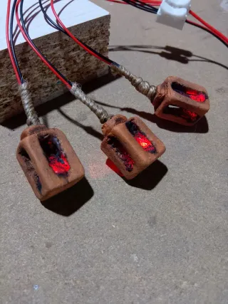 Farolillos de techo con LED efecto llama.