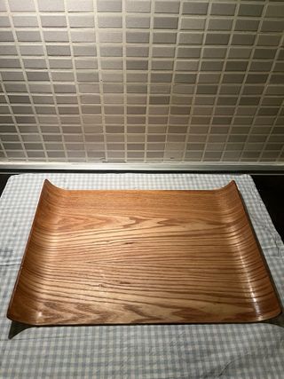 Vassoio in legno curvo