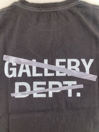 Camiseta Gallery Dept. Gris Talla M
