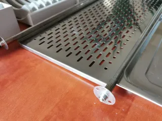 Scolapiatti in acciaio con accessori