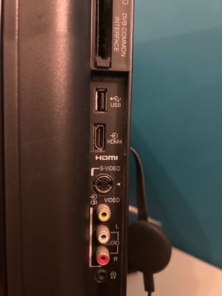 Televisor Toshiba 37” con Chromecast