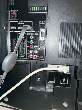 Televisor Toshiba 37” con Chromecast