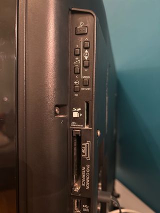 Televisor Toshiba 37” con Chromecast