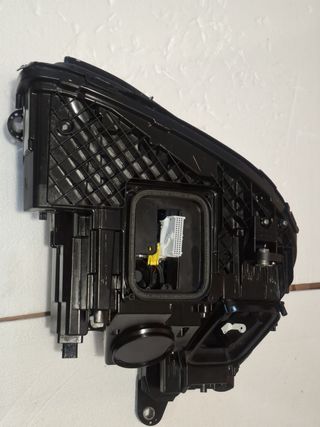 FARO LED DELANTERO IZQ. MERCEDES BENZ
