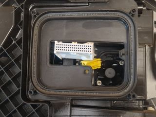 FARO LED DELANTERO IZQ. MERCEDES BENZ