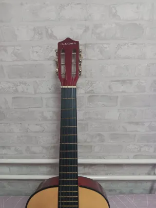 Guitarra Española Clásica. Ideal para jóvenes.