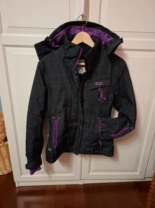 Cazadora Peak Peak nieve y frío