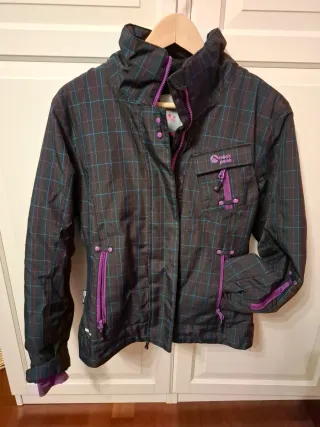 Cazadora Peak Peak nieve y frío