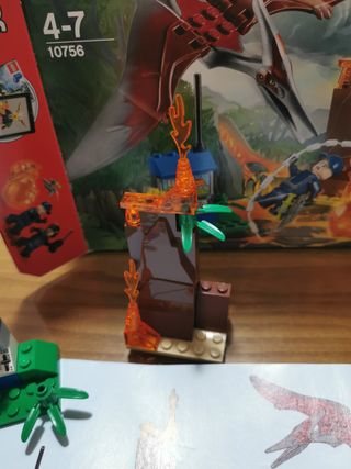 LEGO Juniors 10756 - Fuga del Pterodactylus