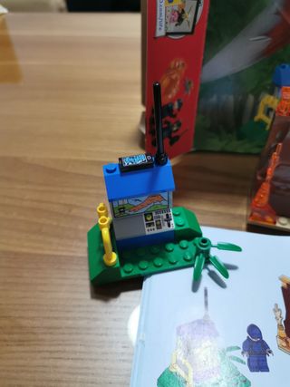 LEGO Juniors 10756 - Fuga del Pterodactylus