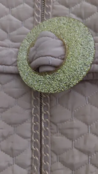 Abrigo Chanel Acolchado Beige