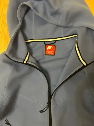 Conjunto Nike Tech Fleece Azul