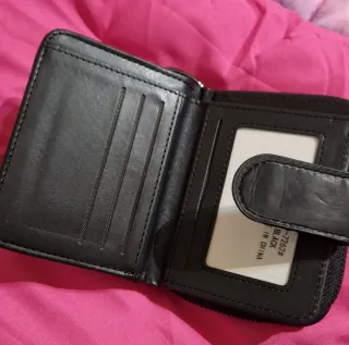 Portafoglio donna nero trapuntato