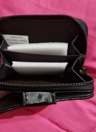 Portafoglio donna nero trapuntato