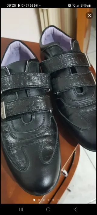 scarpe uomo marchio Pollini come nuove