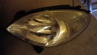 Faros Delanteros Xsara Picasso HDI 2008