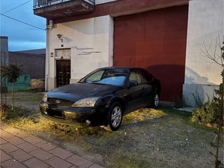 Ford Mondeo 2001