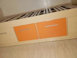 Cama individual con cajones