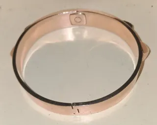 Pulsera rígida Swarovski cierre dorado