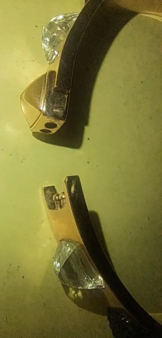 Pulsera rígida Swarovski cierre dorado