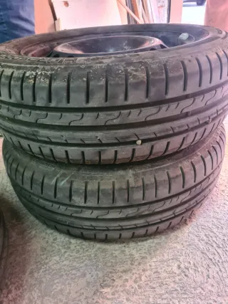 Rueda Michelin 4822