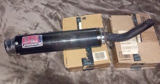 Escape Yoshimura Carbono Suzuki GS500F