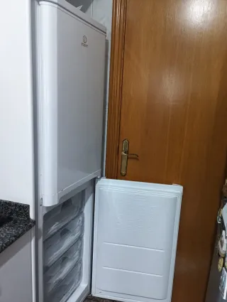 Nevera Indesit Blanca A+ con 1 año de garantía