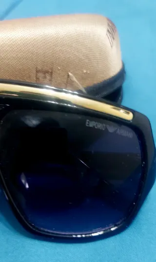 Gafas Emporio Armani Negras y Doradas