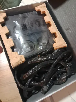 Fuente Alimentación ASUS TUF Gaming 650W Bronce